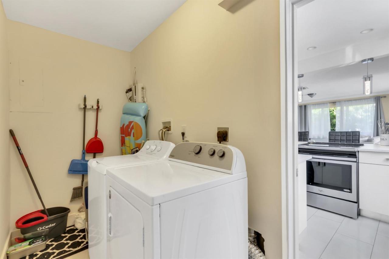 Bright Pompano Beach With Pool Access エクステリア 写真