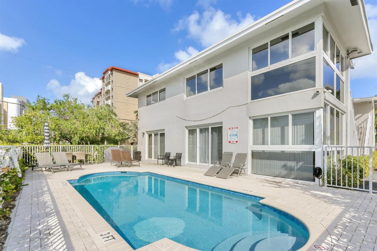 Bright Pompano Beach With Pool Access エクステリア 写真