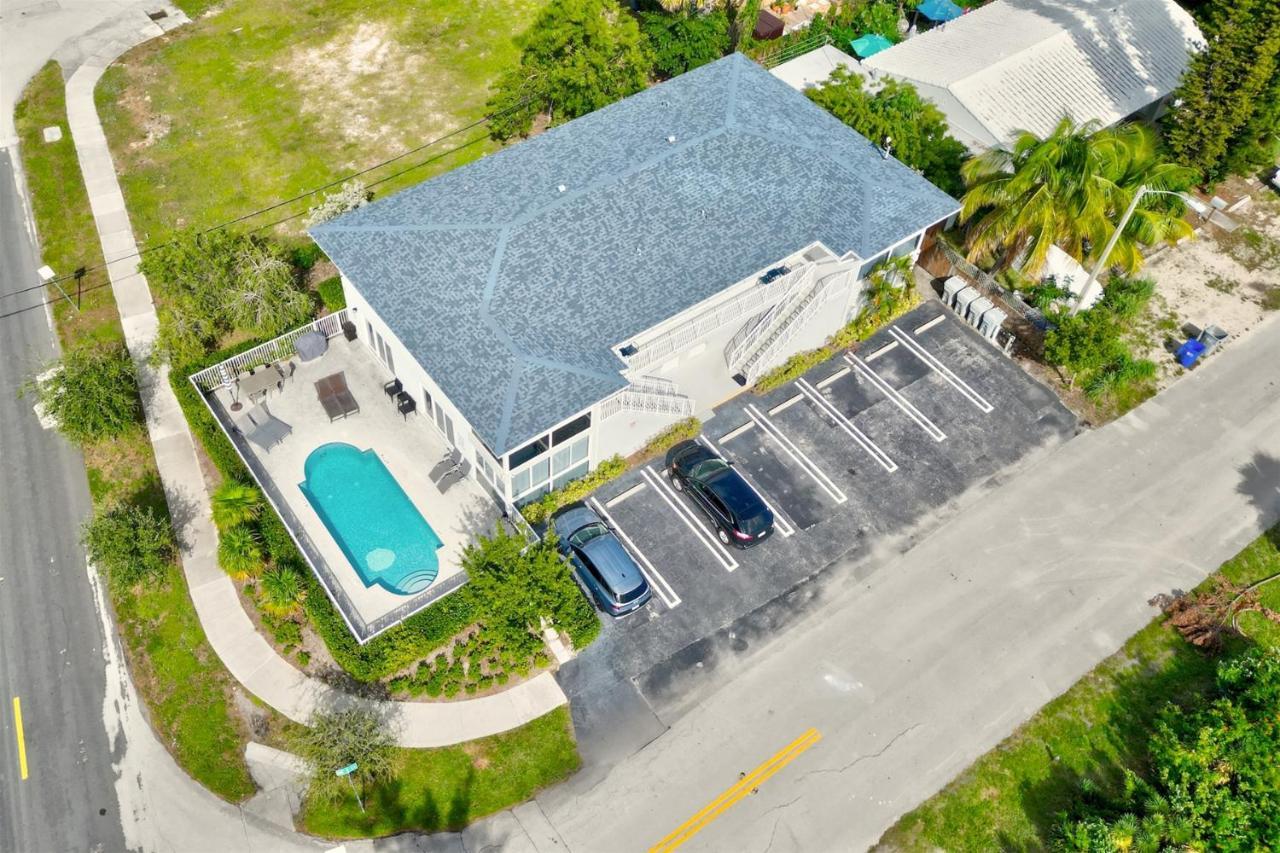 Bright Pompano Beach With Pool Access エクステリア 写真